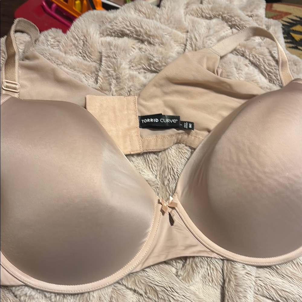 Torrid 50 C nude colored, lightly lined bra